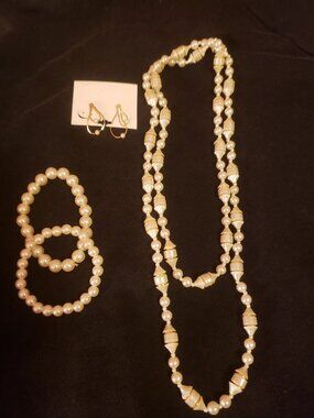 Bundle of Costume Jewelry.